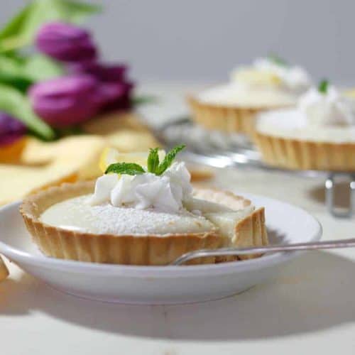 No-Bake Lemon Mint Cream Tarts {vegan, dairy-free}