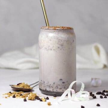 granola smoothie in a glass