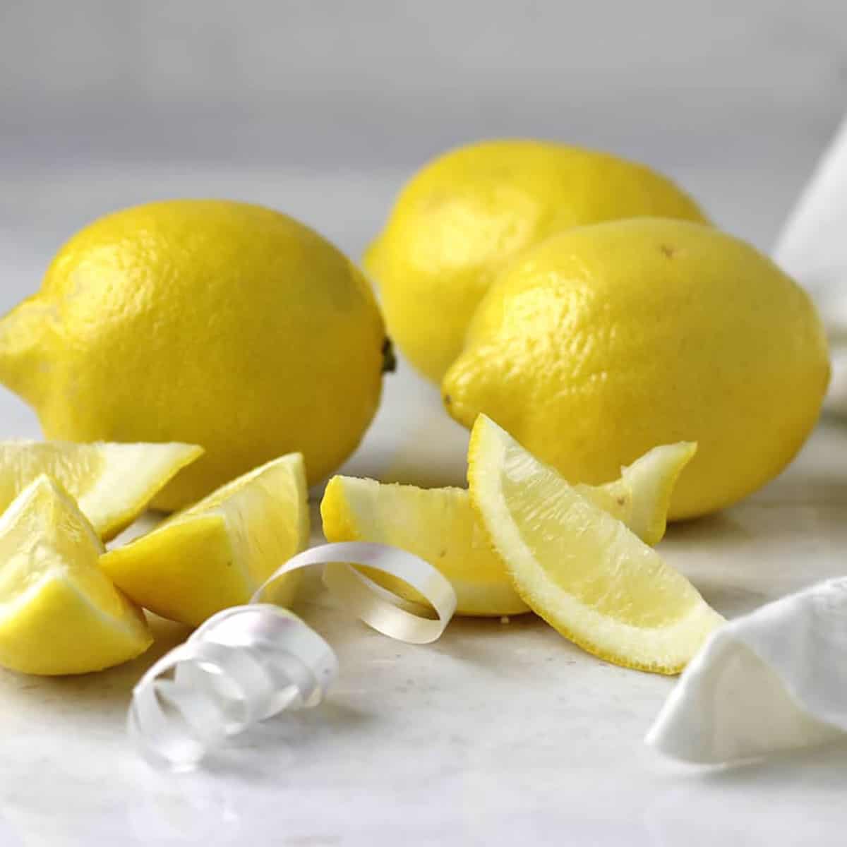 sliced lemons on a table.