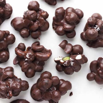 overhead shot of chocolate blueberry cashew clusters