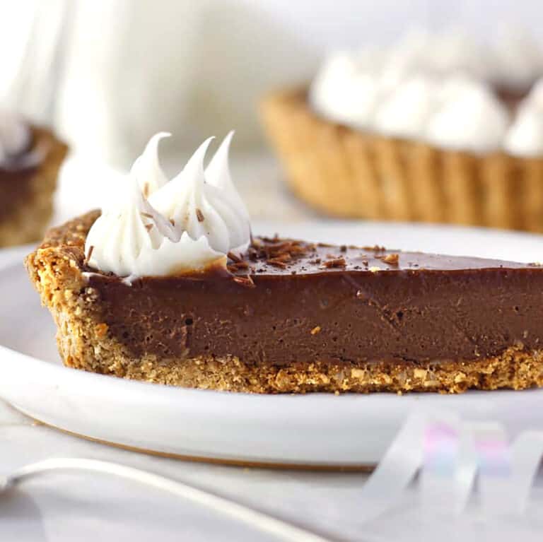 No Bake Chocolate Pie (healthy chocolate pudding pie) Green Smoothie