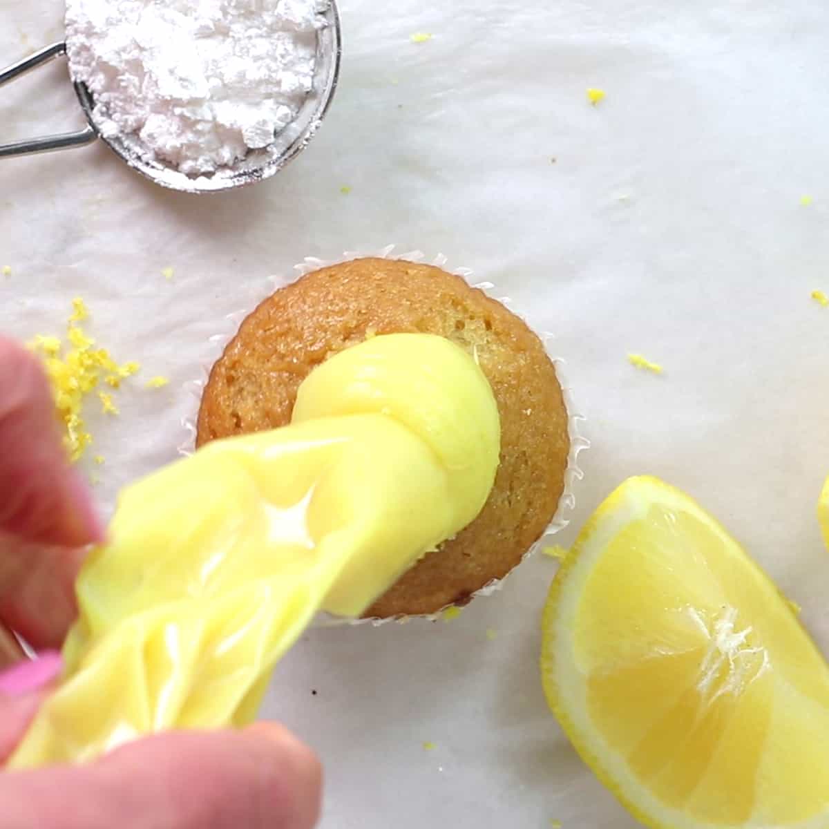 fill cupcake with lemon curd