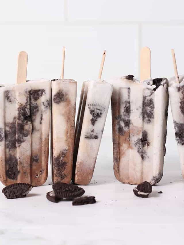 Cookies & Cream Popsicles (Oreo Popsicles)