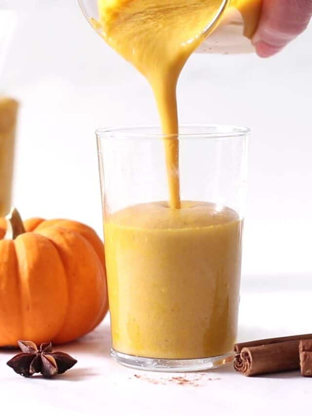 Pumpkin Pie Smoothie (5 ingredients)