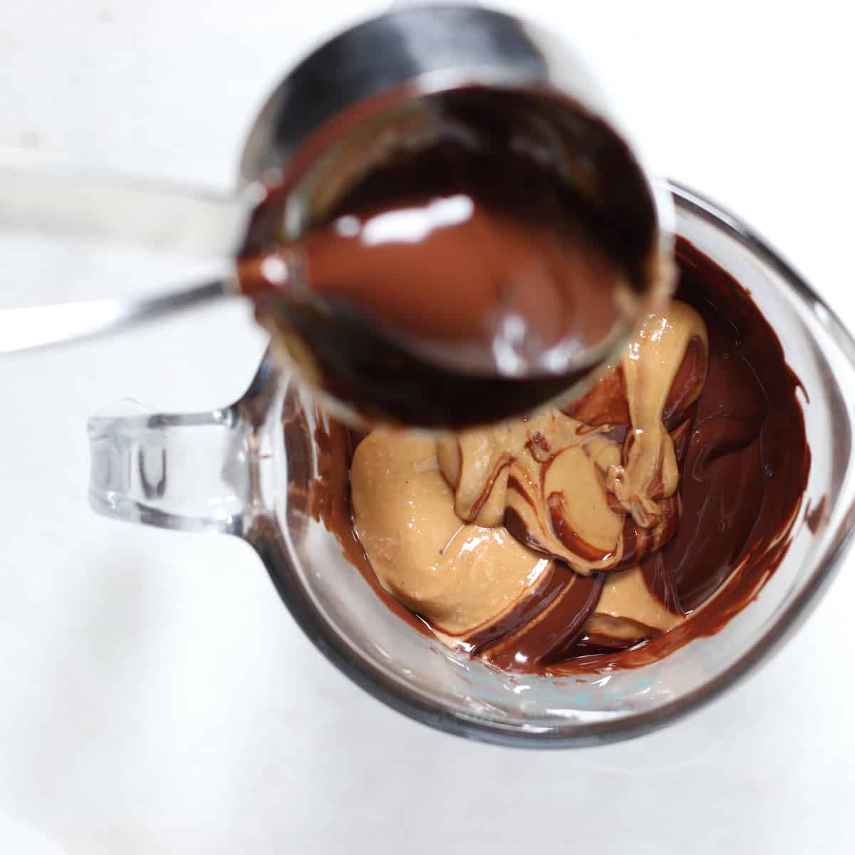 Easy Chocolate Fudge Recipe | Green Smoothie Gourmet