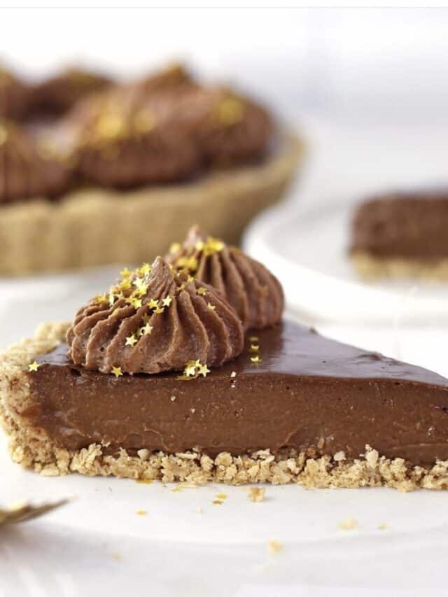 Healthy Chocolate Peanut Butter Pie