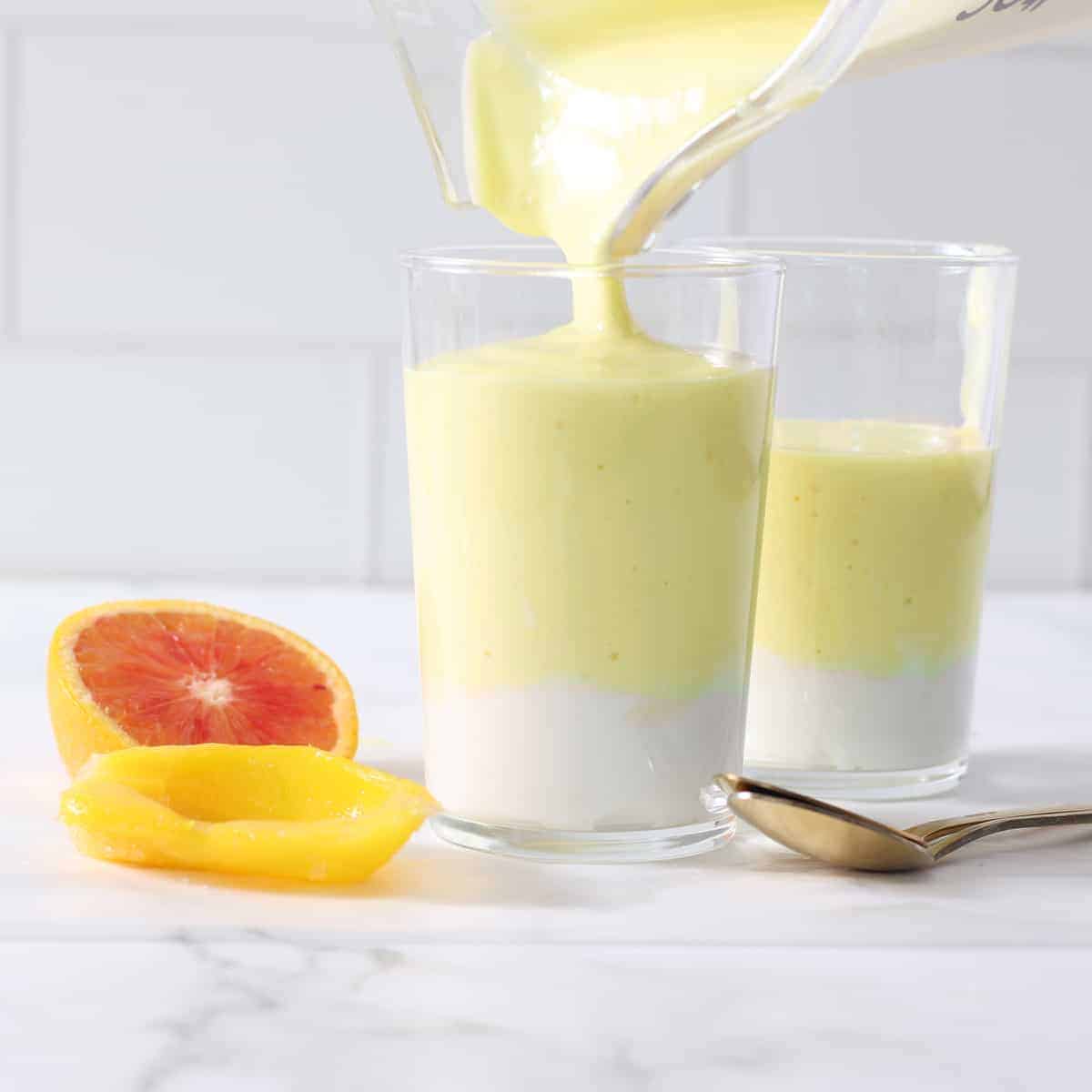 pouring jackfruit smoothie