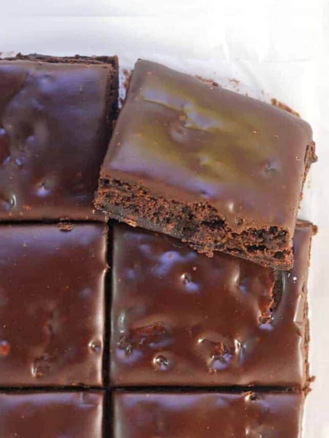 Quick No Bake Brownie (4 ingredients)