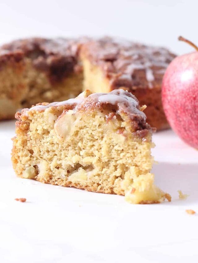 Easy Apple Cake (one bowl)