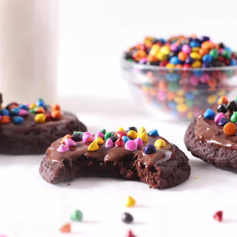 Sundae Cosmic Cosmic Brownie Cookies (Crumbl) | Green Smoothie Gourmet