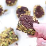 pistachio brownies, no bake.