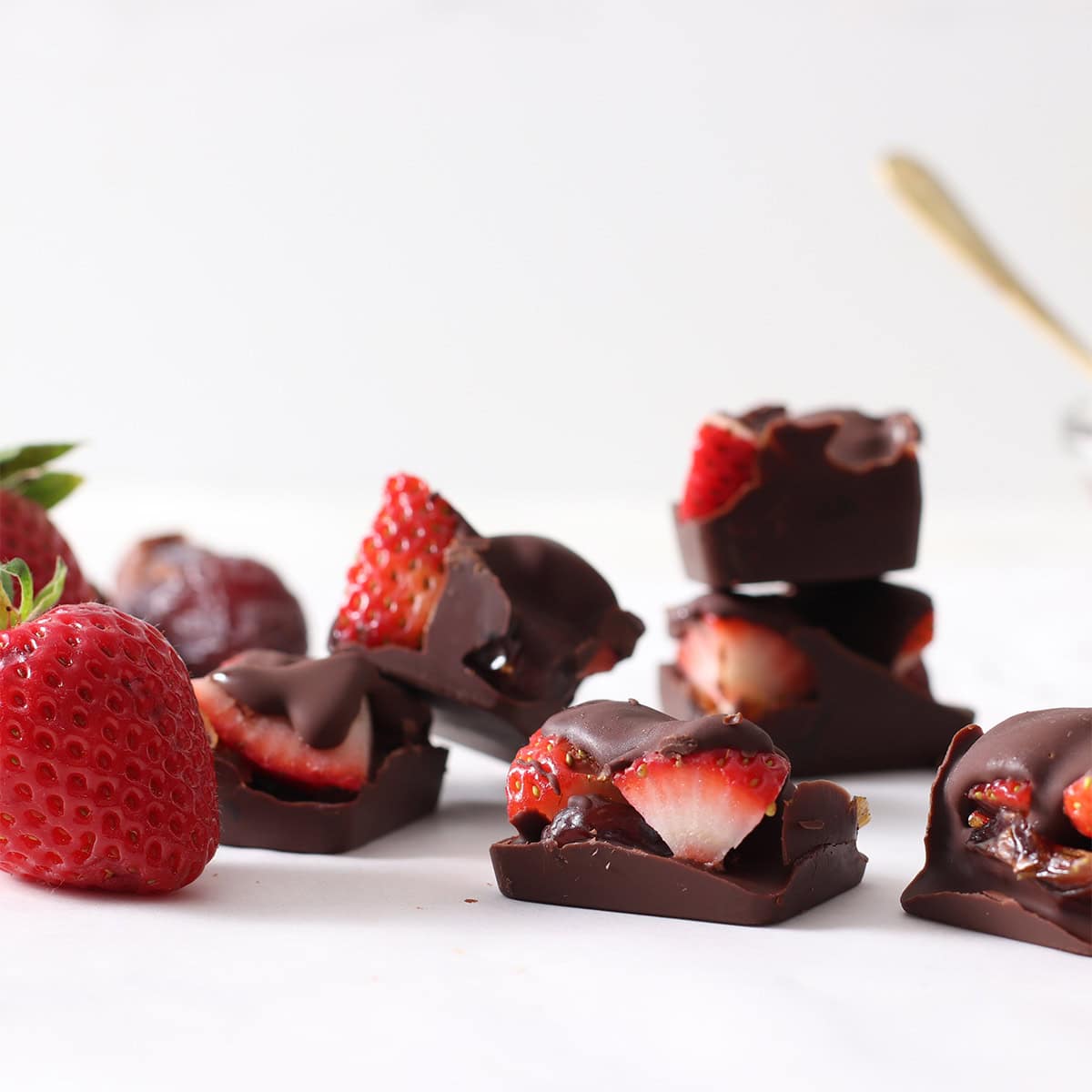 strawberry date bites.