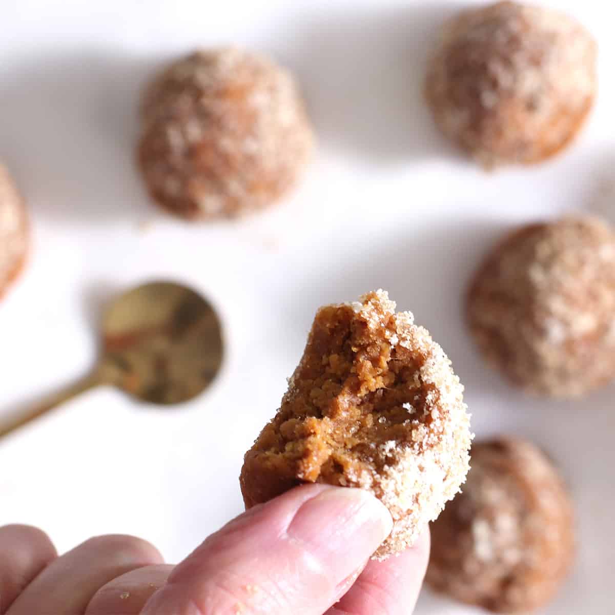 No Bake Pumpkin Coffee Cakes, mini, topped with cinnamon sugar.