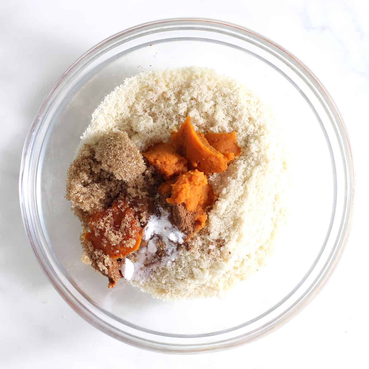 No Bake Pumpkin Coffee Cakes, mini, topped with cinnamon sugar, batter.