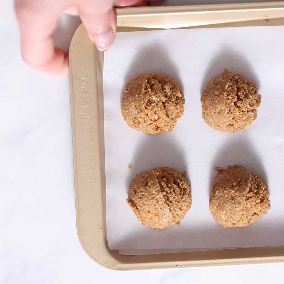 biscoff brownie balls mixed.